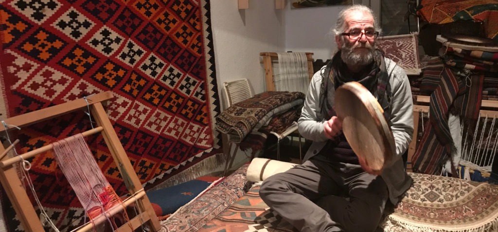 Hamid Saneiy in der Galerie Schiras